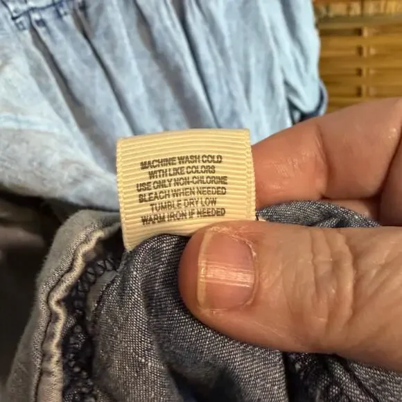 Tantrums Chambray Smocked Bib Blouse Roll Tab Sleeves XXL boho western classic - Picture 8 of 8